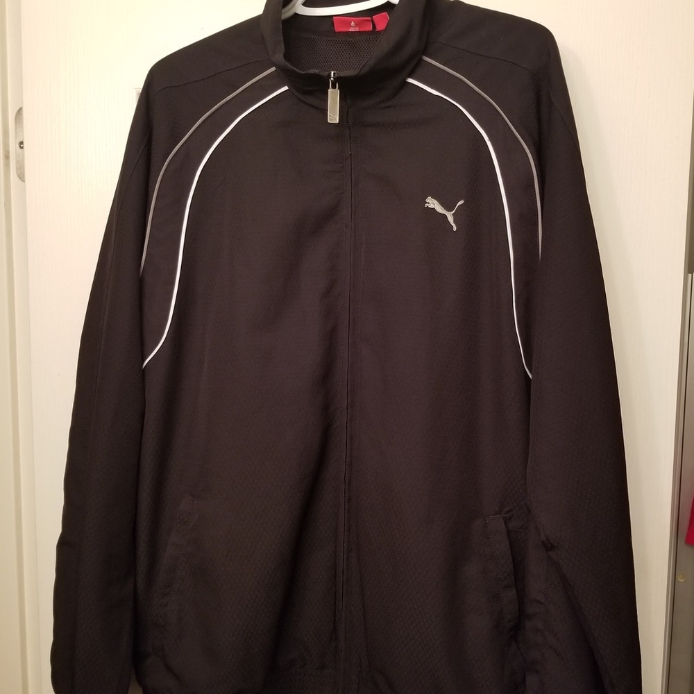 Puma Men’s Windbreaker (XL)